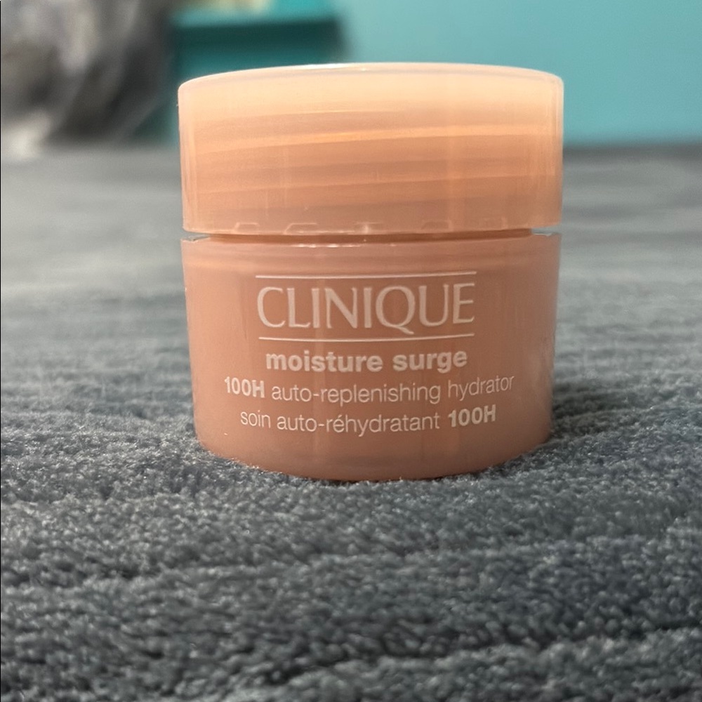 Clinique Moisture Surge Hydrator